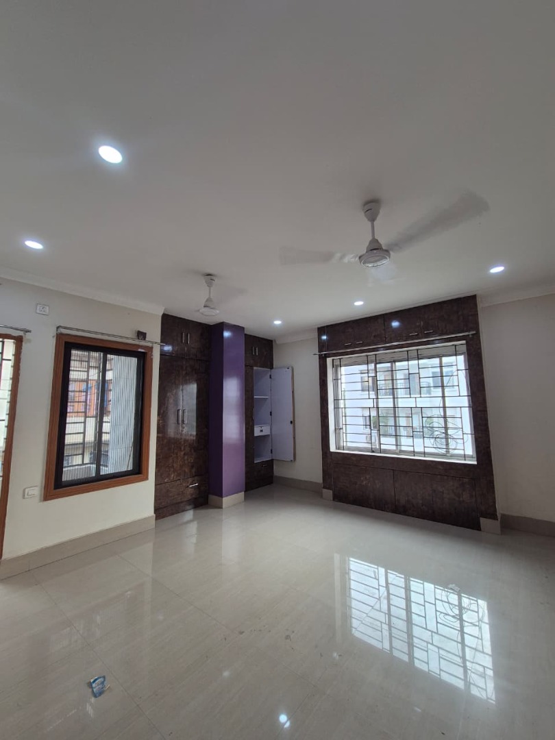 Semi Furnished 3bhk in Beltola, Guwahati, Assam, India for Rent